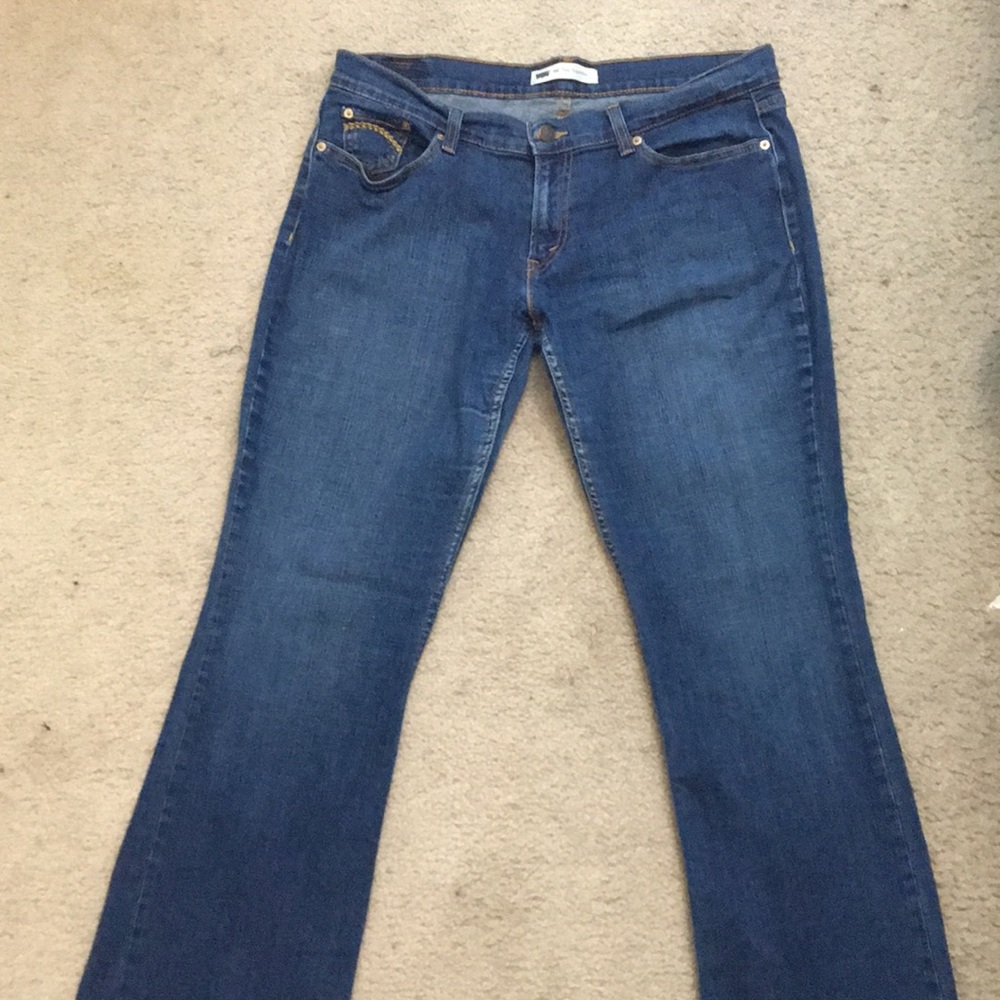 Women’s Levi’s Straight Leg Blue Jeans